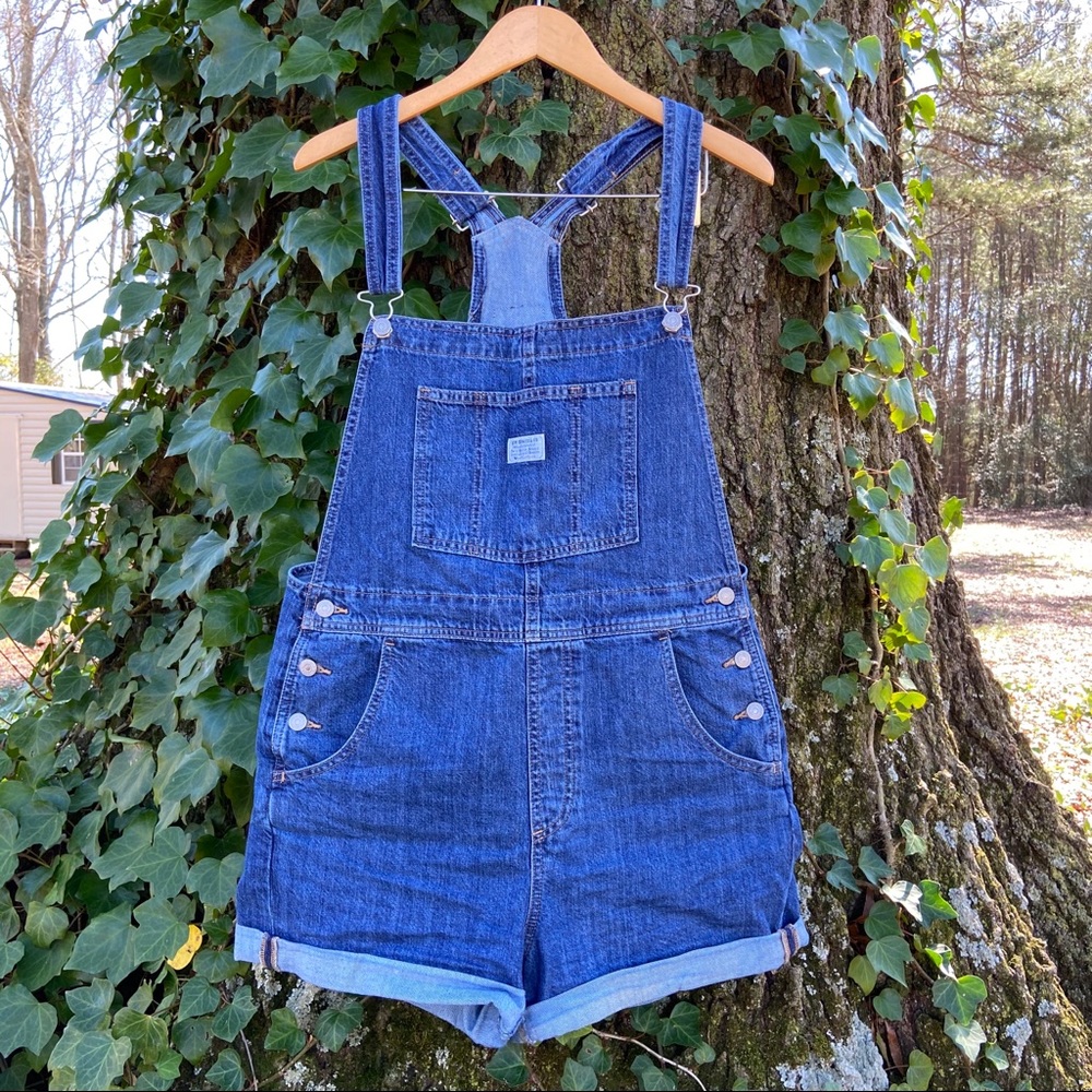 Levi’s Short Overalls